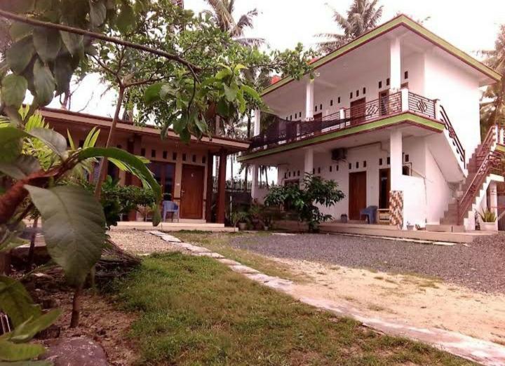 Sapu Nyapah Losmen Syariah Tanjung Setia Biha Exteriér fotografie