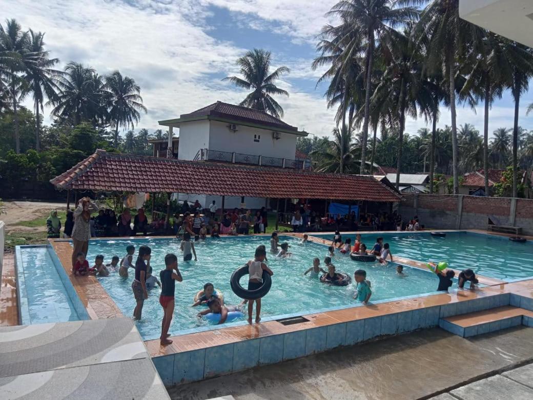 Sapu Nyapah Losmen Syariah Tanjung Setia Biha Exteriér fotografie
